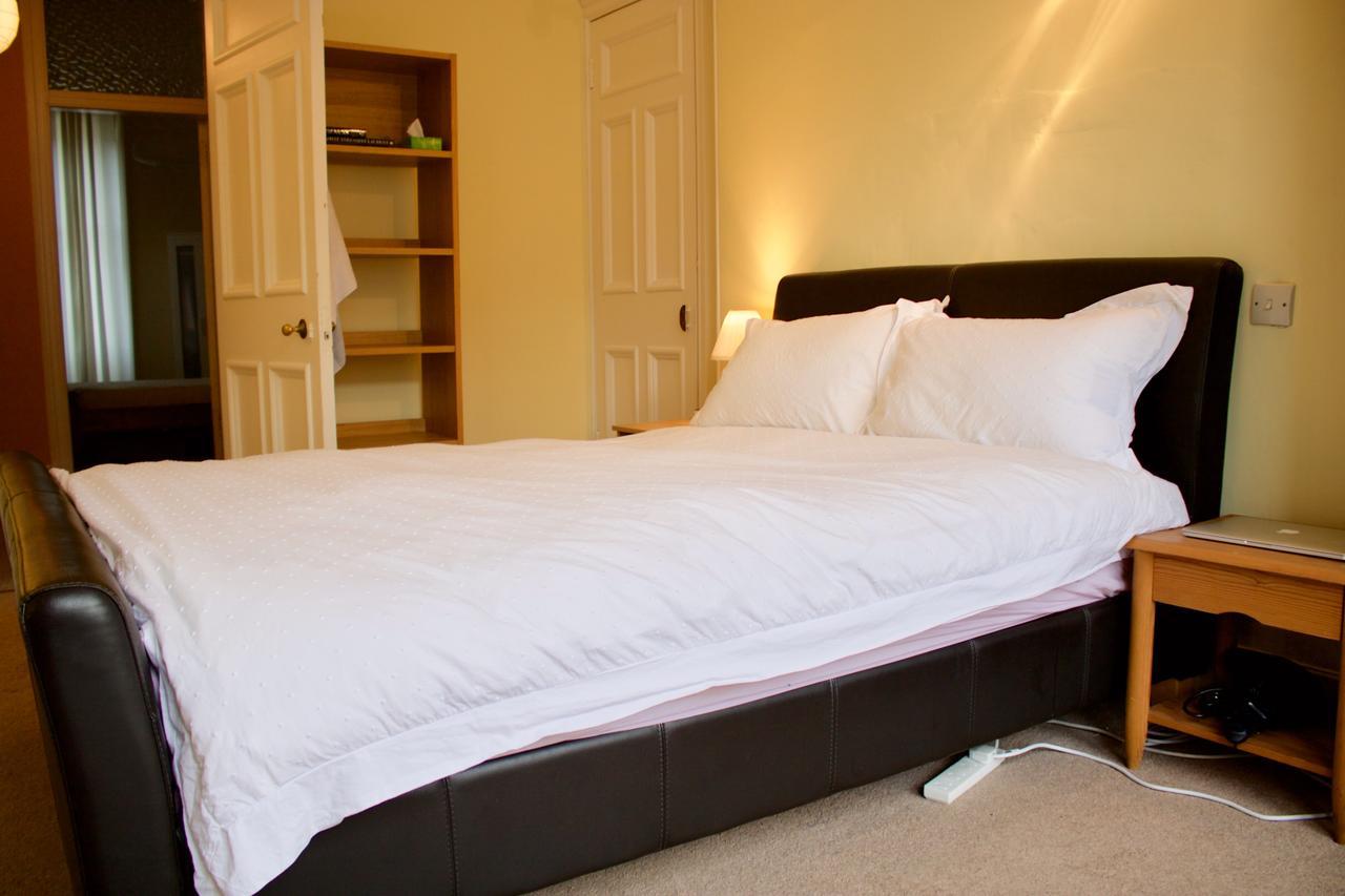 2 Bedroom Bruntsfield Property Sleeps 4 Edinburgh Exterior photo